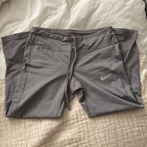 Nike dri-fit leggings!